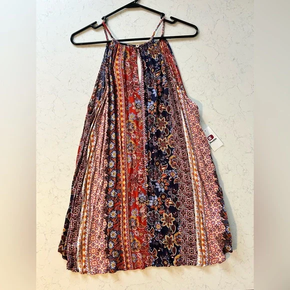 NWT Daytrip Buckle Floral Print Keyhole Tank Top - Picture 12 of 15